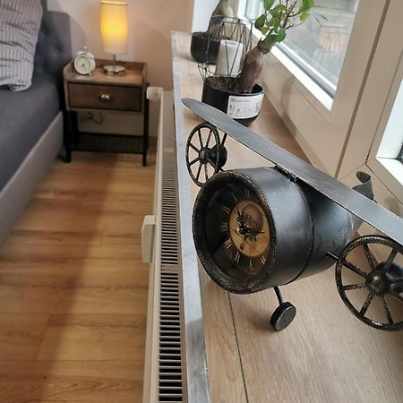 Frisch Sanierte Ferienwohnung 2 Min Vom Suedstrand - Balkon - Pay Tv Вильгельмсхафен Экстерьер фото