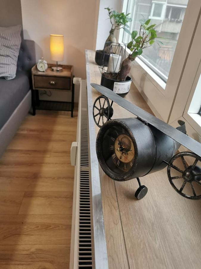 Frisch Sanierte Ferienwohnung 2 Min Vom Suedstrand - Balkon - Pay Tv Вильгельмсхафен Экстерьер фото